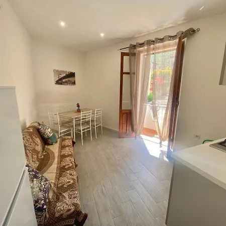 Apartment Appartamento Orchidea *